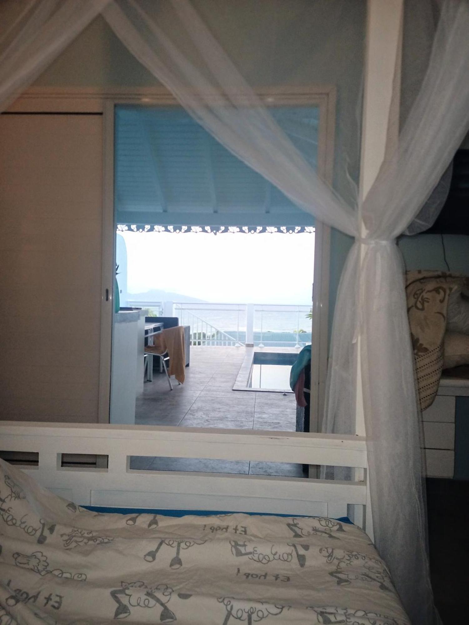 Aux Colibris Amoureux : Loft De Standing Avec Vue Mer Grand-Bourg  Exterior foto
